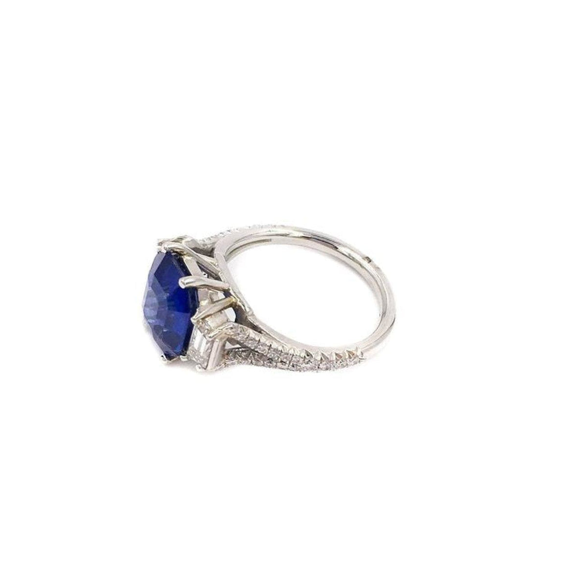 Manfredi Jewels Engagement - Sapphire and Diamond Platinum Ring | Manfredi Jewels